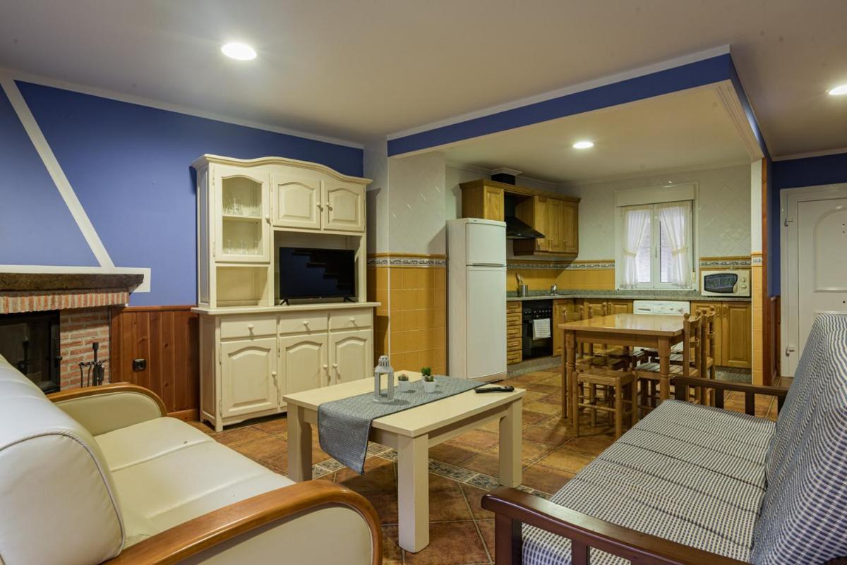 Onís Hotel Y Apartamentos La Lonja מראה חיצוני תמונה