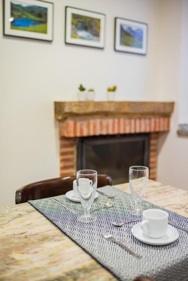 Onís Hotel Y Apartamentos La Lonja מראה חיצוני תמונה